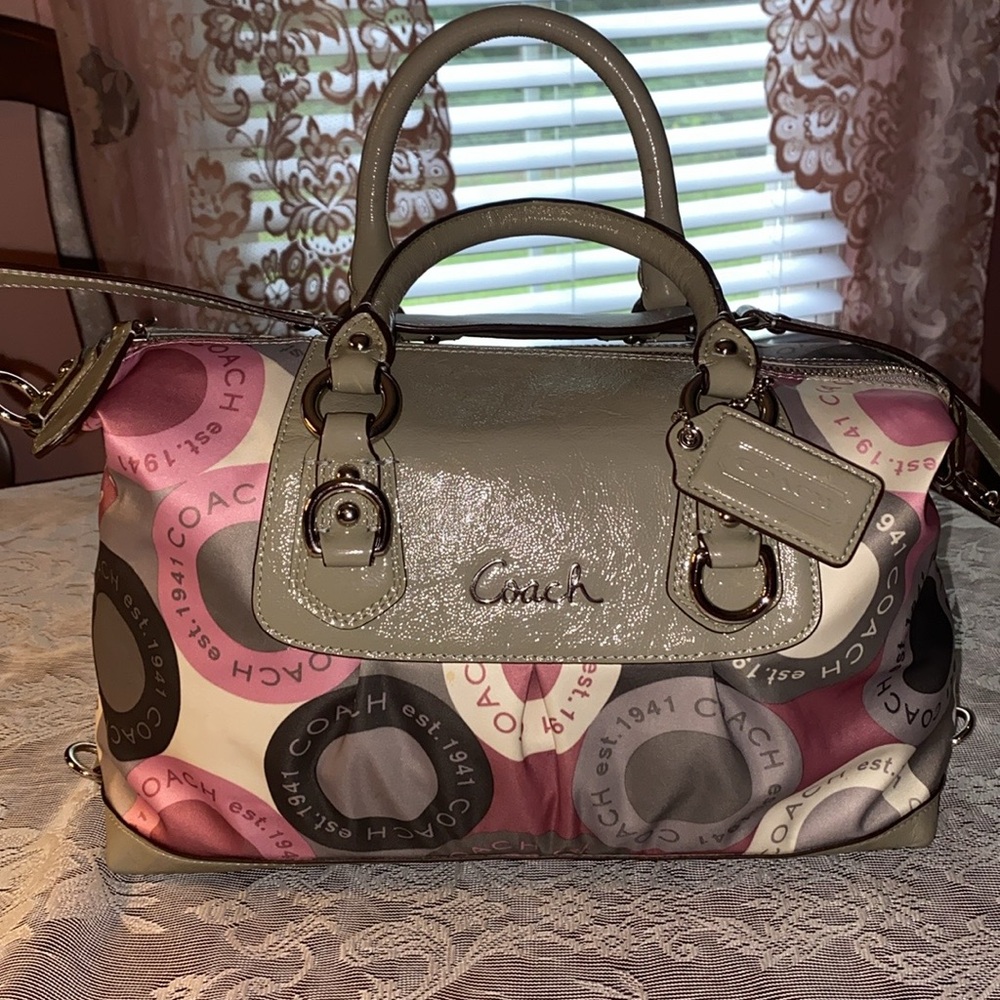COACH ASHLEY SNAPHEAD HANDBAG / SHOULDER BAG WITH COA STUNNING EUC